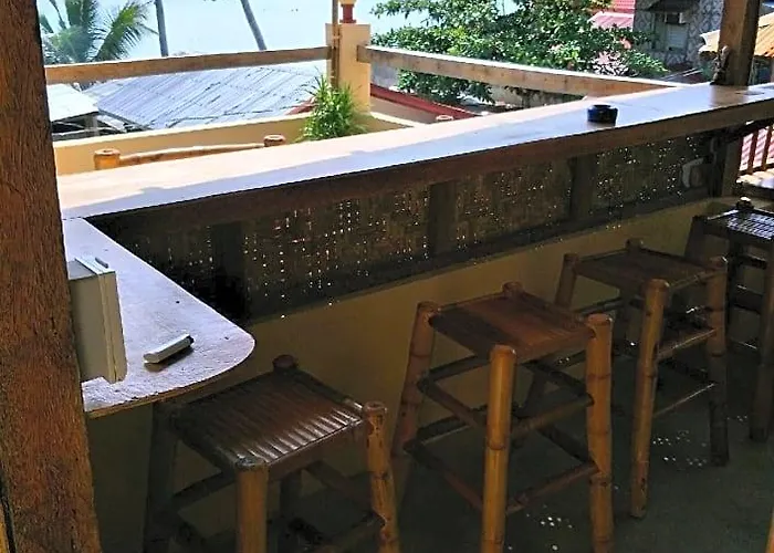 Swisslagoon Restaurant And Отель Себу