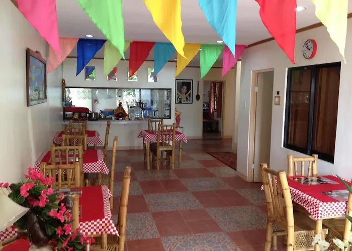 Swisslagoon Restaurant And Отель